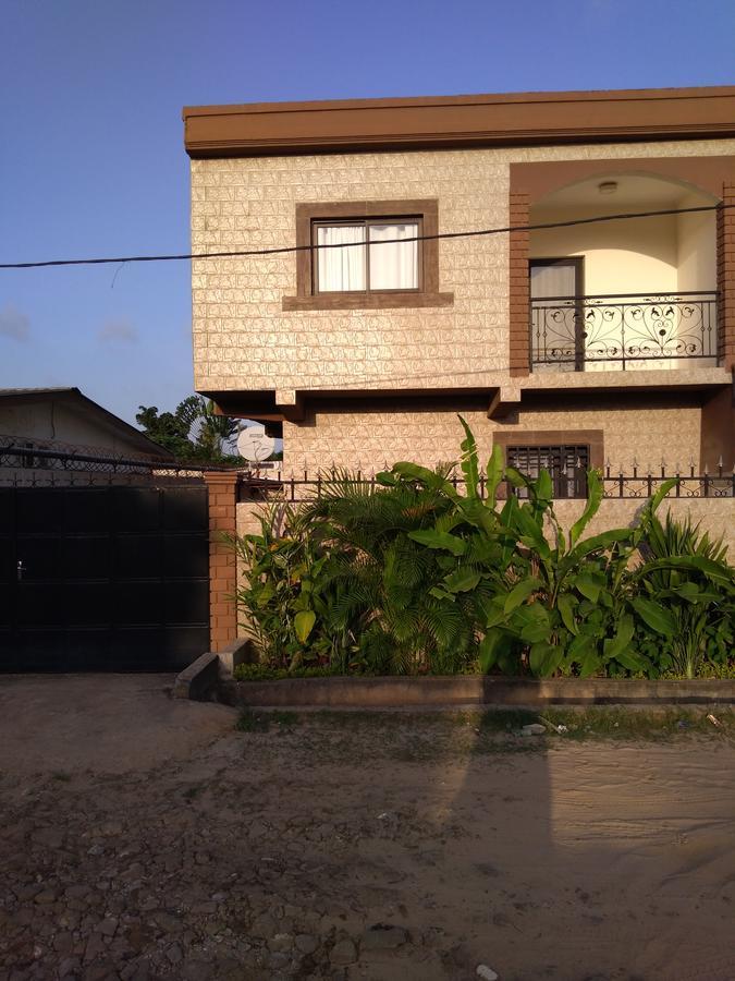 Vila Les Pelerins Pointe Noire Exteriér fotografie